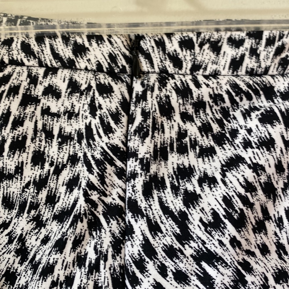 🎉HP👉NWT Michael Kors Print Mini Skirt - Picture 3 of 10